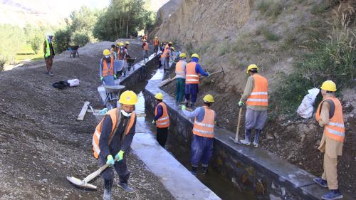 Irrigation canal